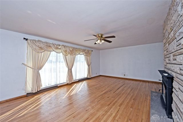 2801 S Springfield Jamestown Street, Springfield, OH 45505