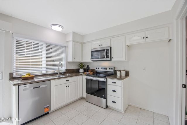 2664 La Paloma Circle, Thousand Oaks, CA 91360