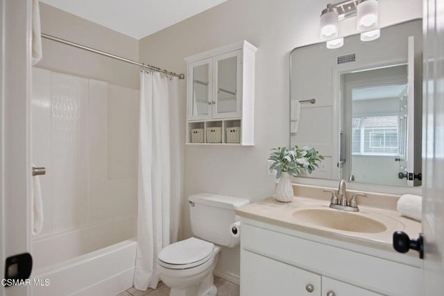 2664 La Paloma Circle, Thousand Oaks, CA 91360