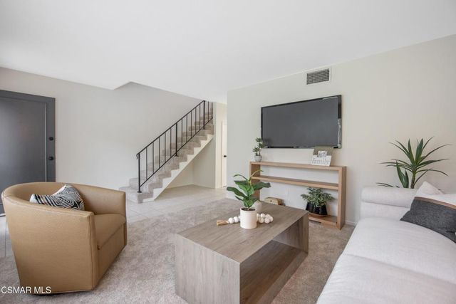 2664 La Paloma Circle, Thousand Oaks, CA 91360