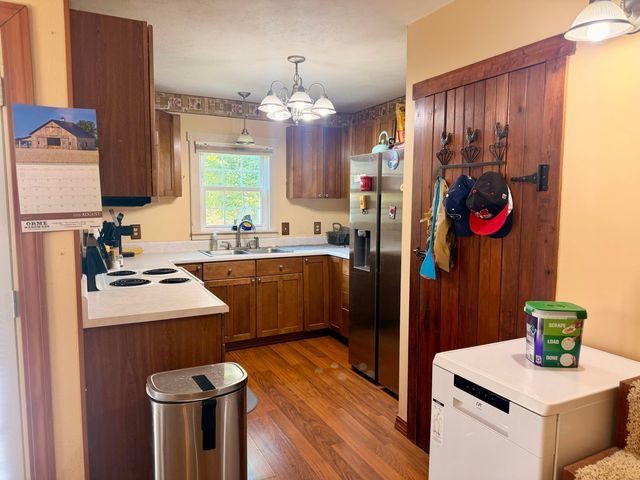 6686 National Road SE, Jacksontown, OH 43030