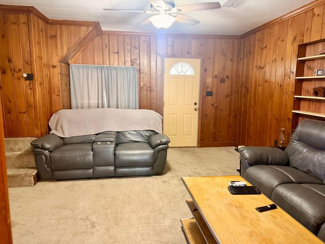 6686 National Road SE, Jacksontown, OH 43030