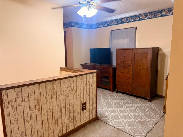 6686 National Road SE, Jacksontown, OH 43030