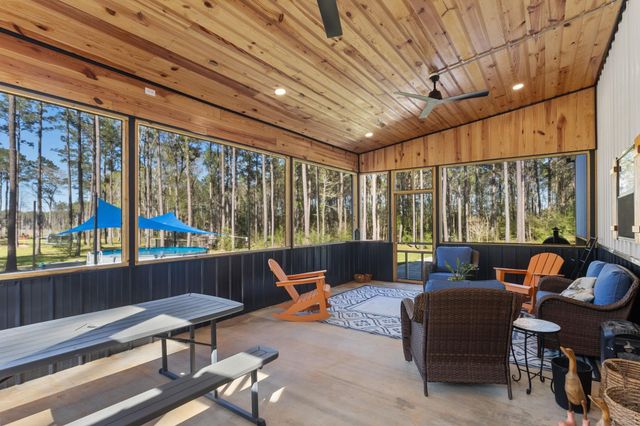 1569 Fm 1746, Woodville, TX 75979