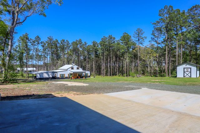 1569 Fm 1746, Woodville, TX 75979