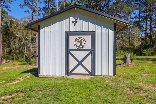 1569 Fm 1746, Woodville, TX 75979