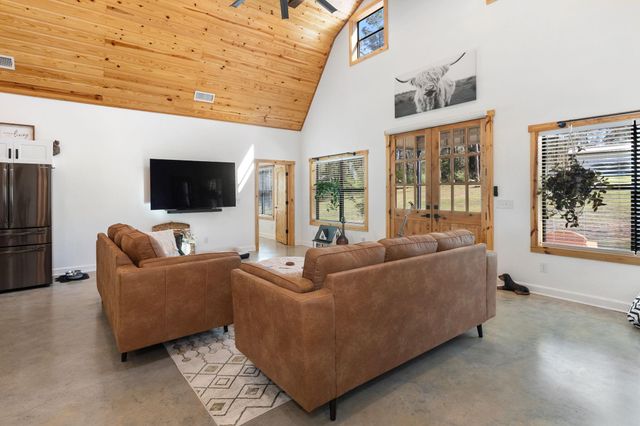 1569 Fm 1746, Woodville, TX 75979