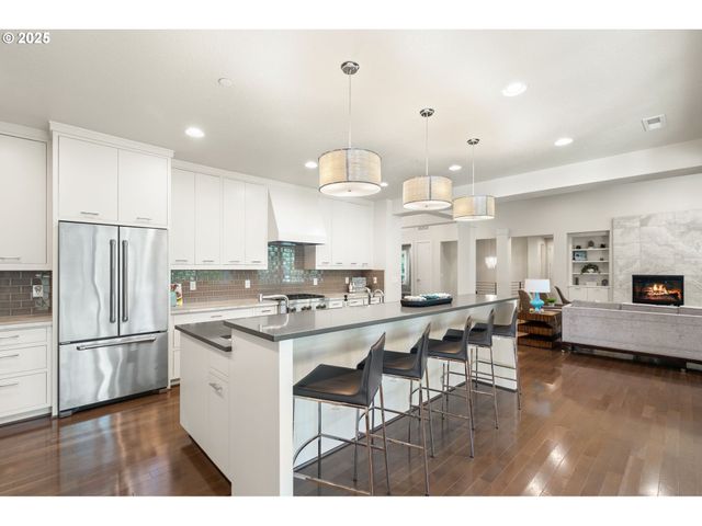 3425 Sw 57TH Ave, Portland, OR 97221