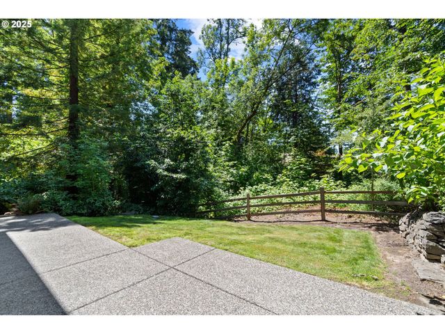 3425 Sw 57TH Ave, Portland, OR 97221