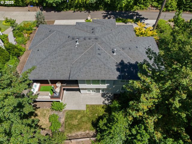 3425 Sw 57TH Ave, Portland, OR 97221