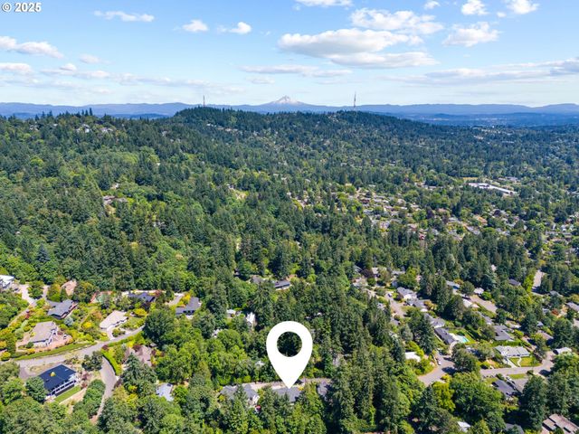 3425 Sw 57TH Ave, Portland, OR 97221