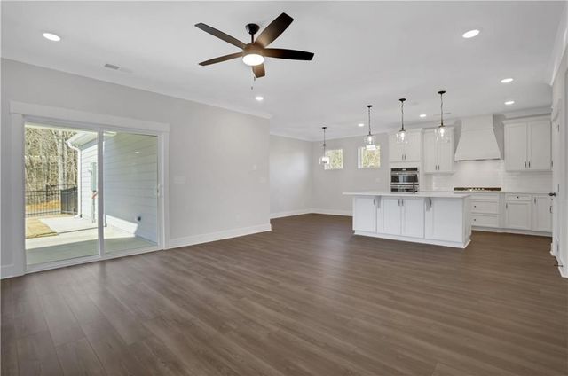 139 Marble Tree Way, Ball Ground, GA 30107