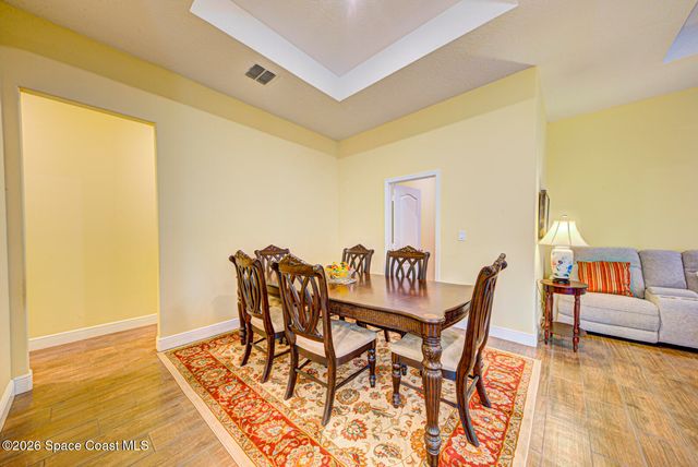 462 Gancedo Street SW, Palm Bay, FL 32908