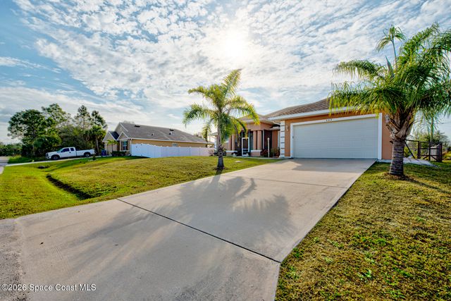 462 Gancedo Street SW, Palm Bay, FL 32908