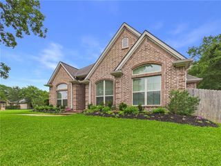1616 Mariners Cove, College Station, TX 77845