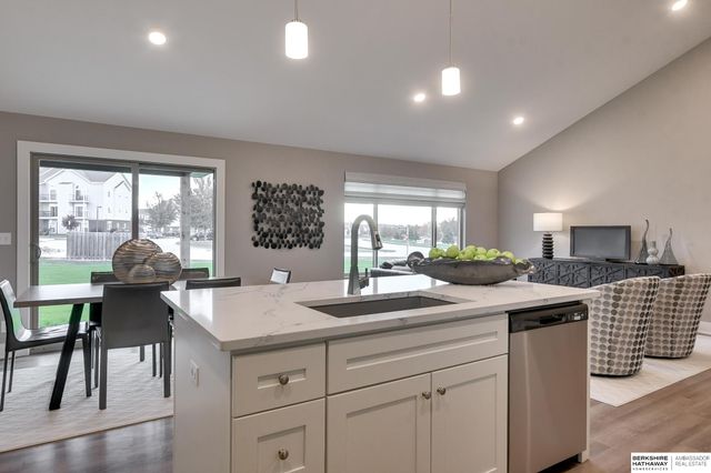 19706 Piney Creek Drive, Elkhorn, NE 68022