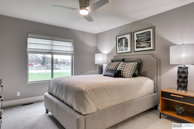 19706 Piney Creek Drive, Elkhorn, NE 68022