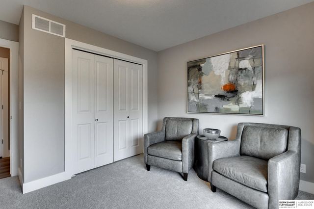 19706 Piney Creek Drive, Elkhorn, NE 68022