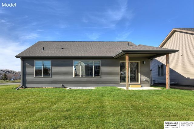 19706 Piney Creek Drive, Elkhorn, NE 68022