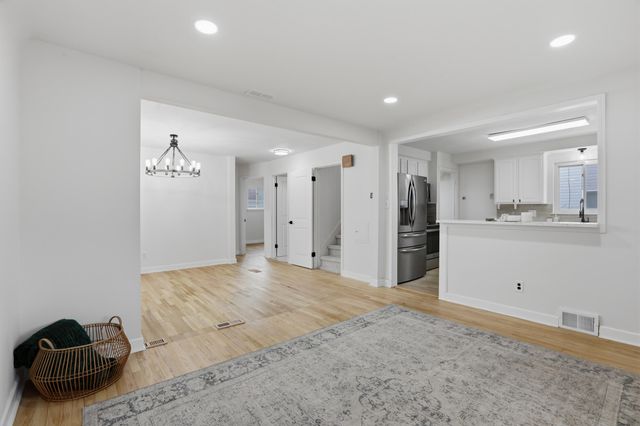 11920 Cavell Street, Livonia City, MI 48150