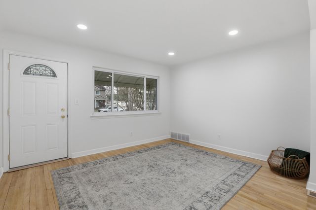 11920 Cavell Street, Livonia City, MI 48150