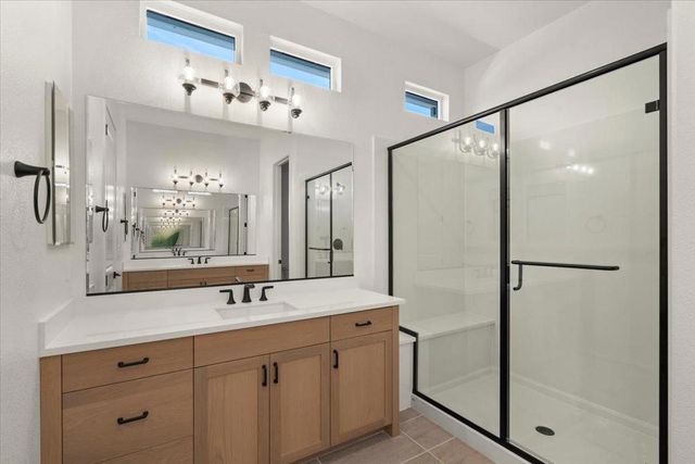 2112 Red Oak Drive, Hollister, CA 95023