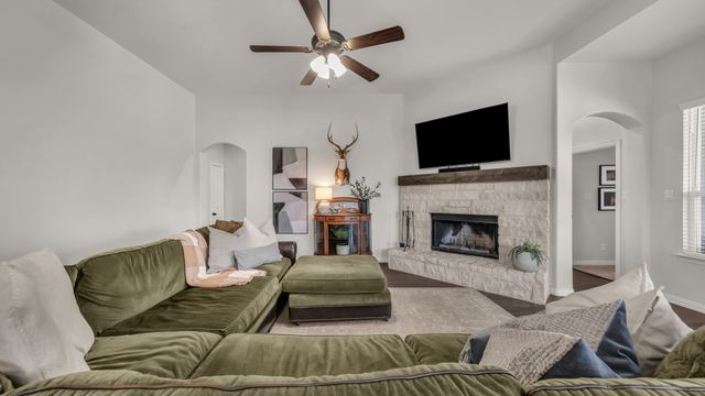 1036 Northern Oaks Court, Springtown, TX 76082