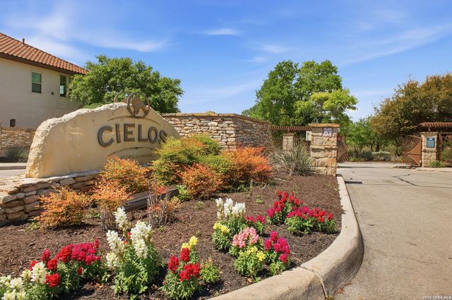 3722 Las Casitas, San Antonio, TX 78261