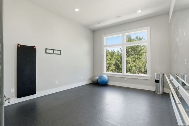 3722 Las Casitas, San Antonio, TX 78261