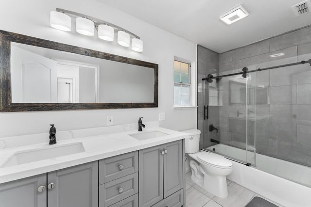 5113 Walnut Garden Ct, Carmichael, CA 95608