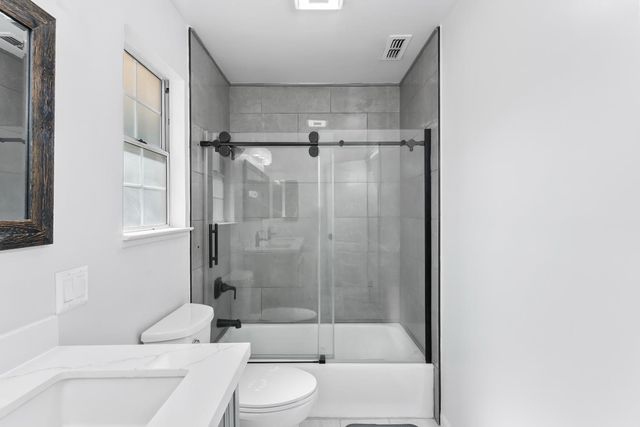 5113 Walnut Garden Ct, Carmichael, CA 95608