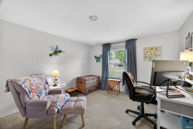 2901 S Market Place, Bloomington, IN 47403