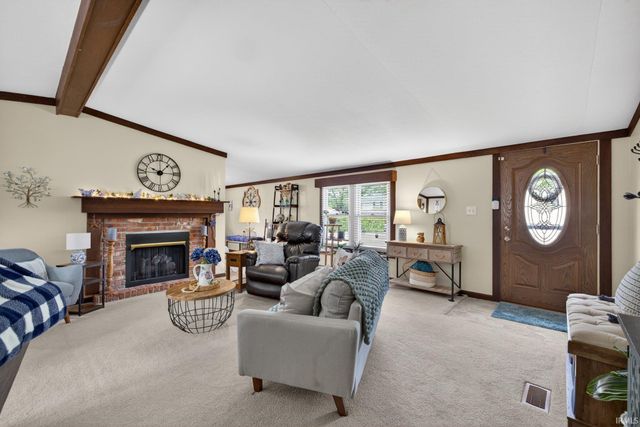 2901 S Market Place, Bloomington, IN 47403