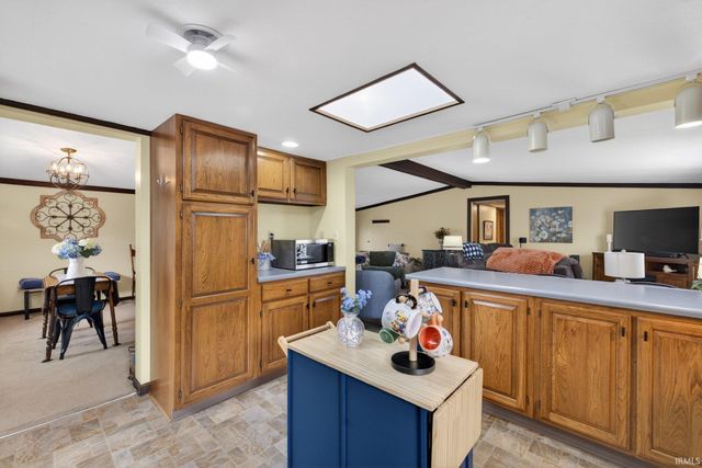 2901 S Market Place, Bloomington, IN 47403