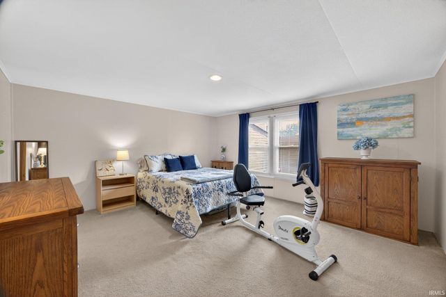 2901 S Market Place, Bloomington, IN 47403
