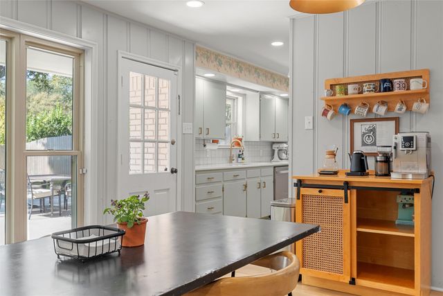 5625 Lake Jackson Street, Waco, TX 76710