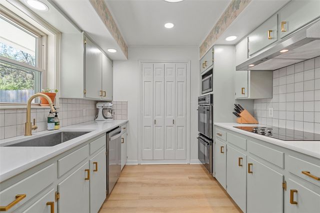 5625 Lake Jackson Street, Waco, TX 76710