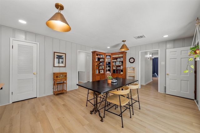 5625 Lake Jackson Street, Waco, TX 76710