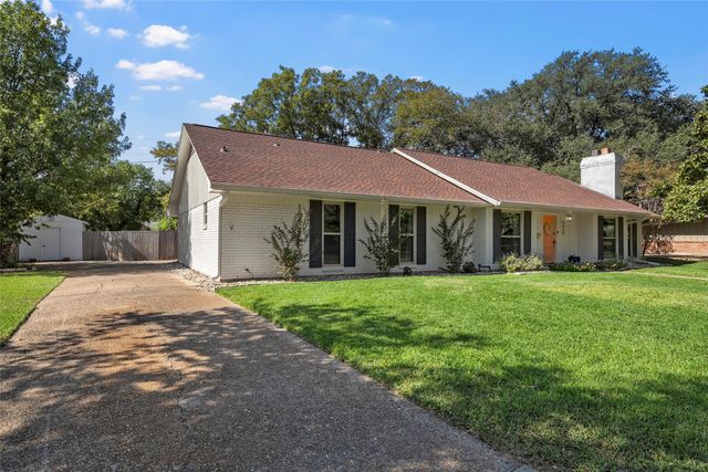 5625 Lake Jackson Street, Waco, TX 76710