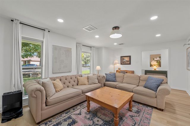 5625 Lake Jackson Street, Waco, TX 76710