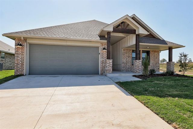 629 Honey Springs Lane, Shawnee, OK 74804