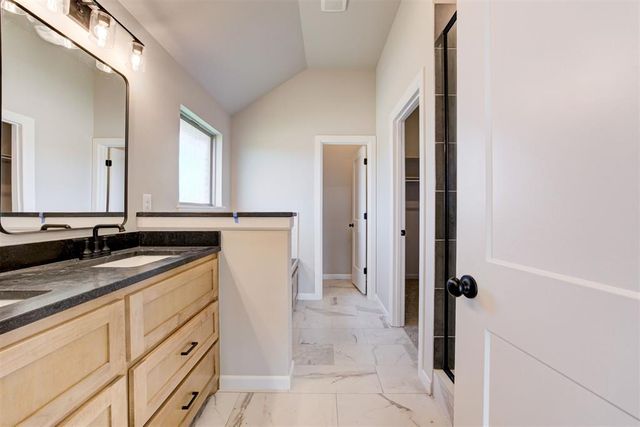 629 Honey Springs Lane, Shawnee, OK 74804