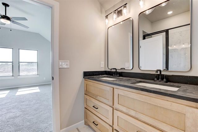 629 Honey Springs Lane, Shawnee, OK 74804