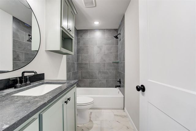 629 Honey Springs Lane, Shawnee, OK 74804