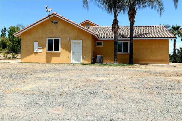 18590 Una Street, Perris, CA 92570