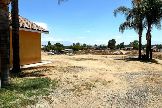 18590 Una Street, Perris, CA 92570