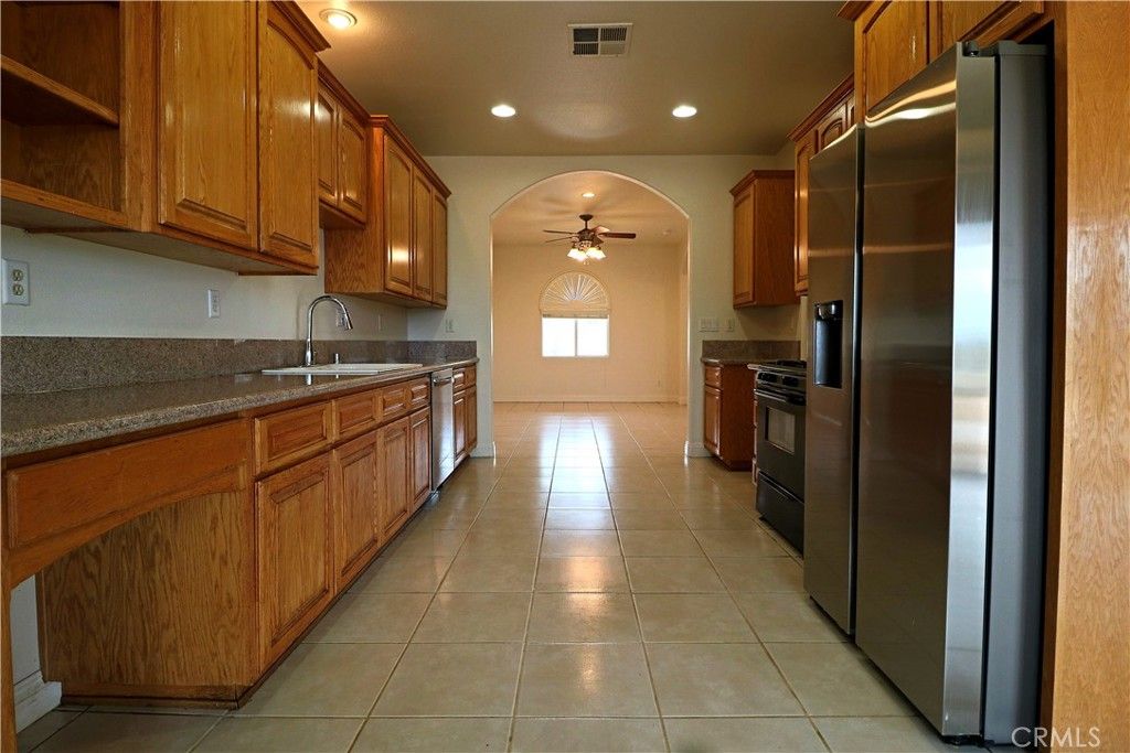 18594 Una Street, Perris, CA 92570 — photo 5