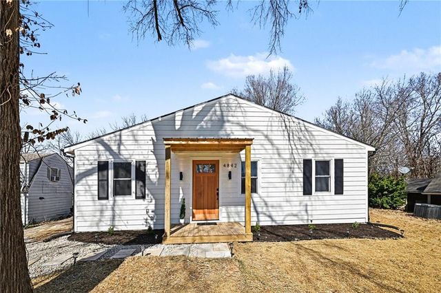 4842 Washington Avenue, Kansas City, KS 66102
