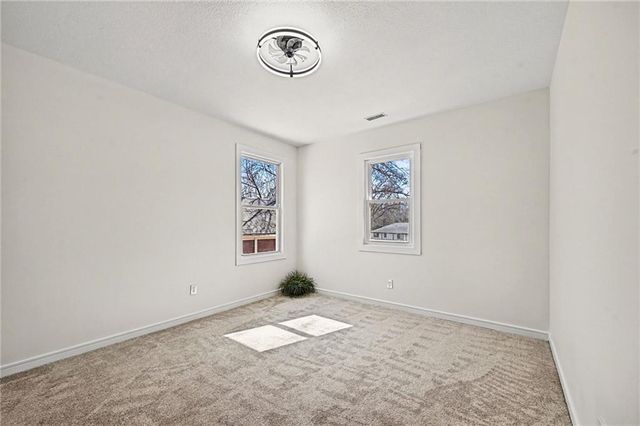 4842 Washington Avenue, Kansas City, KS 66102