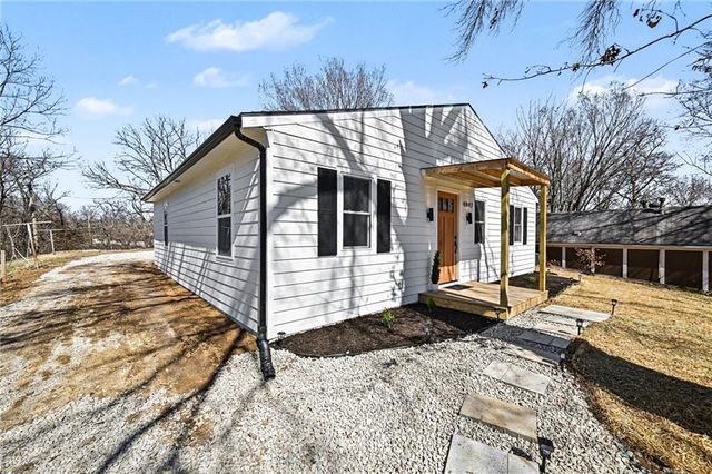 4842 Washington Avenue, Kansas City, KS 66102